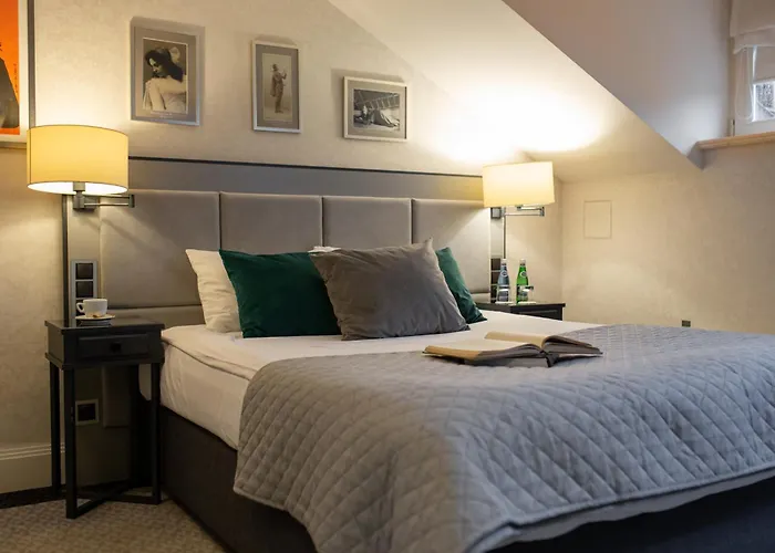 Hotel Teatro Boutique Old Town - Destigo Hotels